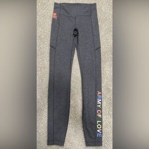 Lululemon Size‎ 6 Fast and Free Leggings "Army of Love" Graphic Rainbow